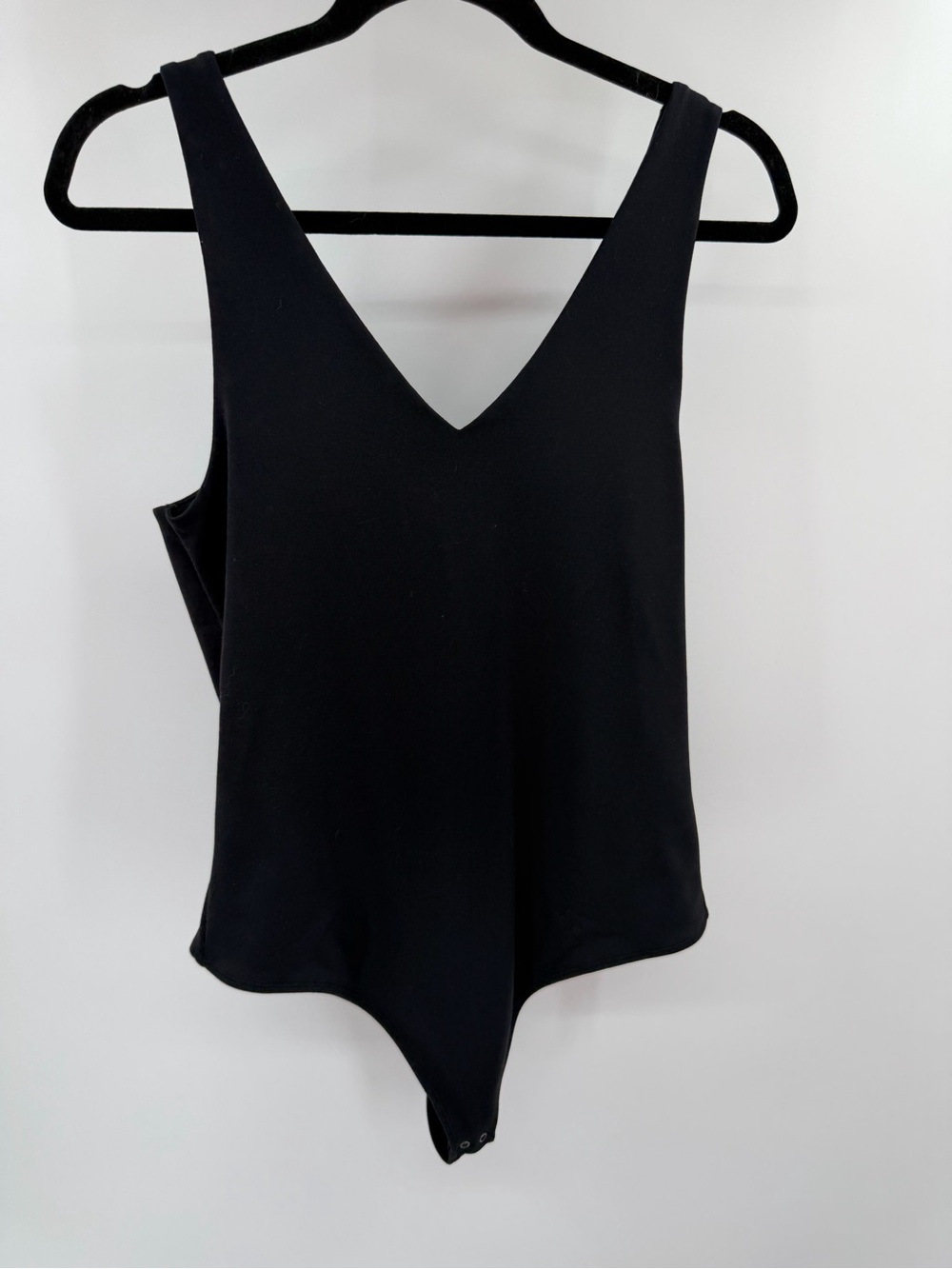 Abercrombie & Fitch Soft Af Black V-Neck Women’s Thong Bodysuit Size Large